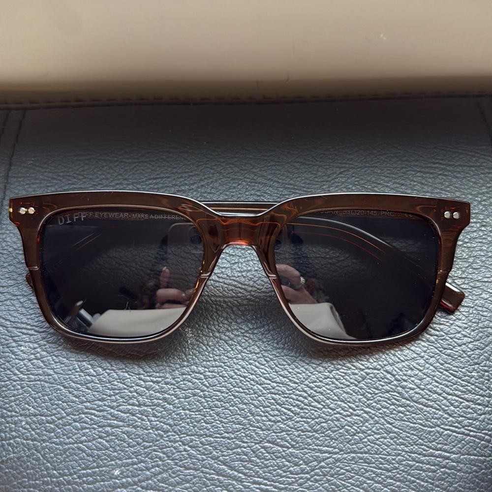 Brown Diff Billie Square Sunglasses - image 1